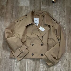 Abercrombie & Fitch Classic Tan Trench Coat